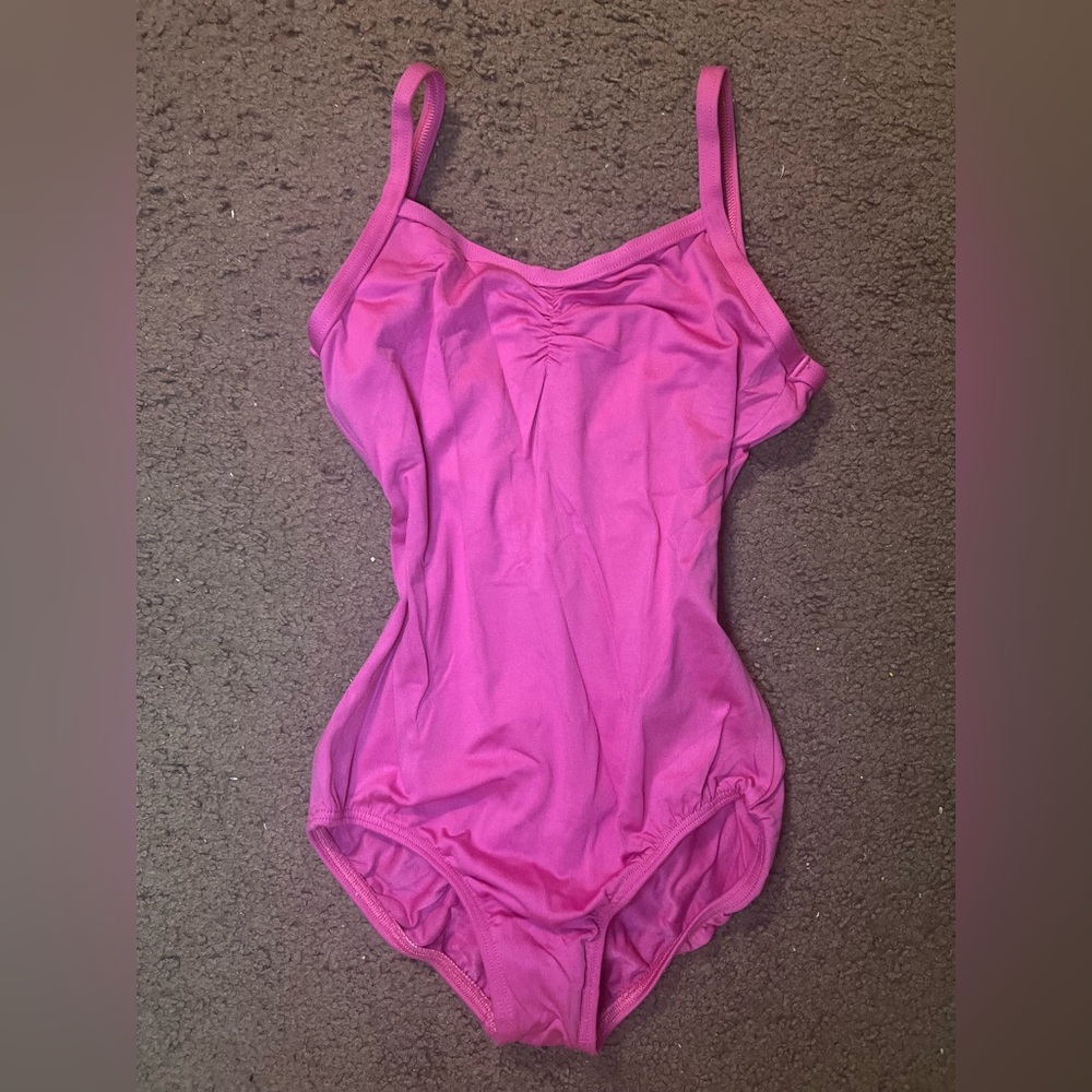 MOTIONWEAR HOT PINK LEOTARD WITH SPAGHETTI STRAPS & LOW BACK CHILD LARGE